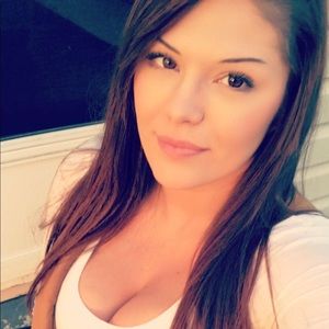 Meet your Posher, Whitney